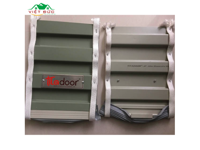 CỬA CUỐN ÚC TẤM LIỀN TITADOOR - AP